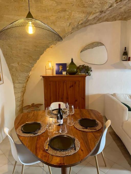 Charmante Maison De Village Au Pied Du Luberon Cabrieres-d'Aigues Buitenkant foto
