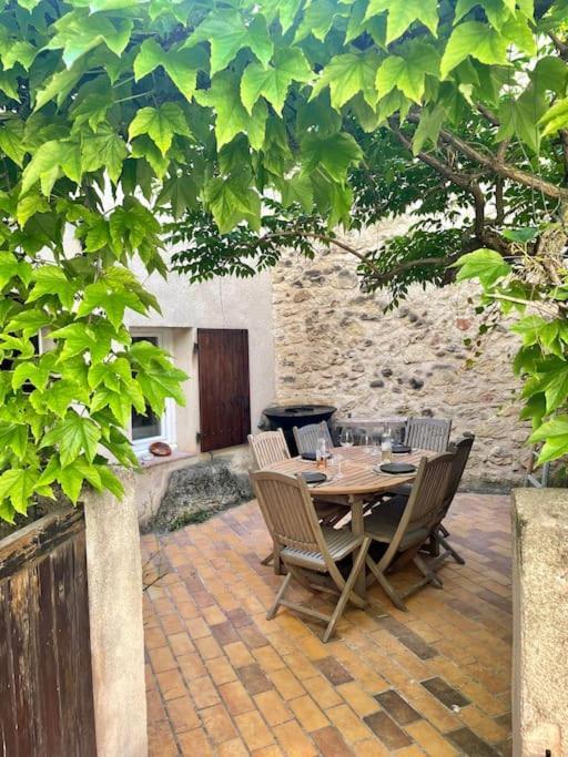 Charmante Maison De Village Au Pied Du Luberon Cabrieres-d'Aigues Buitenkant foto