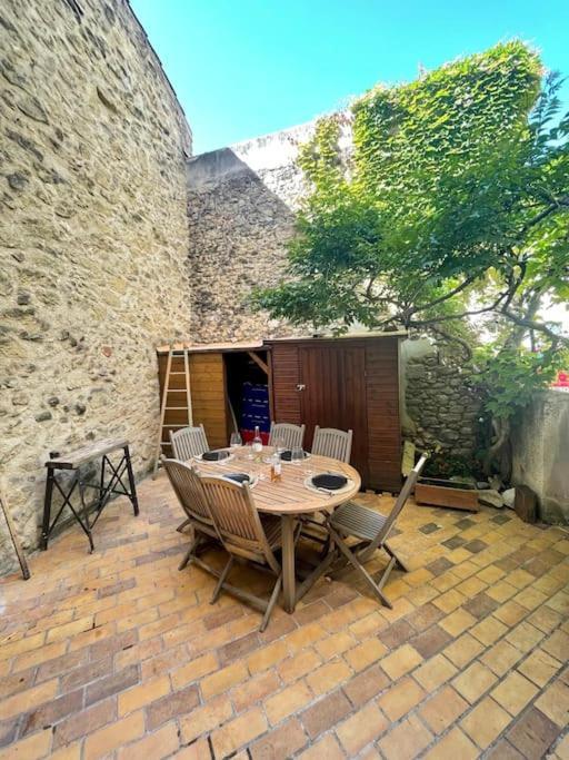 Charmante Maison De Village Au Pied Du Luberon Cabrieres-d'Aigues Buitenkant foto